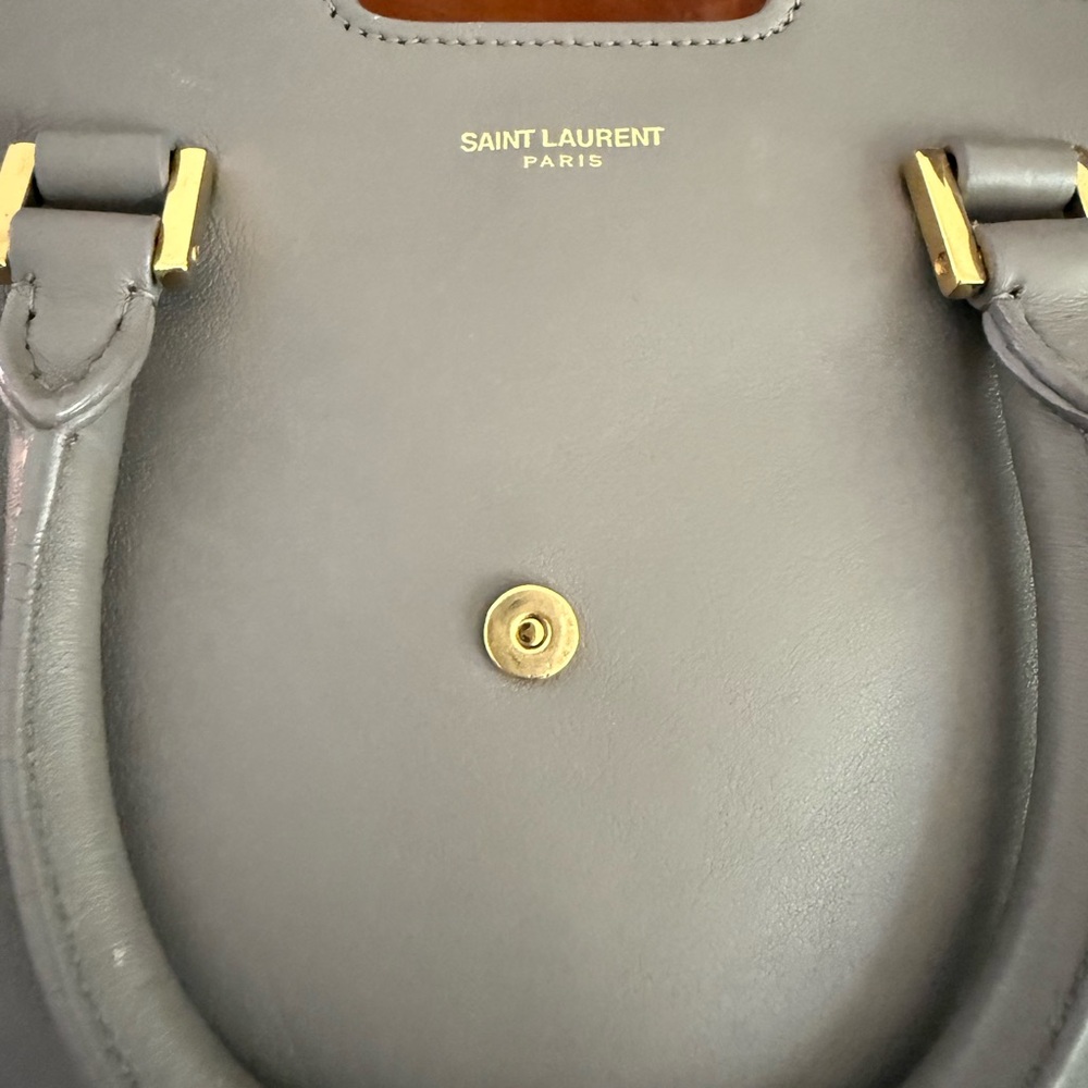 Saint Laurent baby cabas, in gray with gold hardware. - Picture 3 of 11